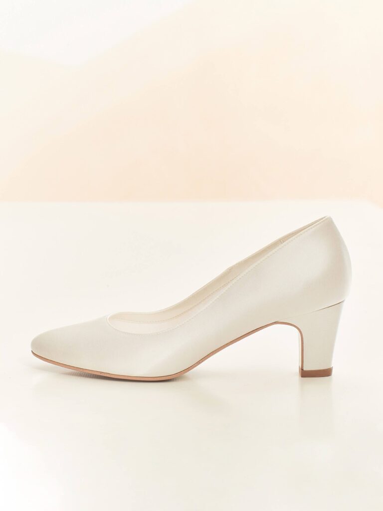 grace avalia bridal shoes 3 scaled
