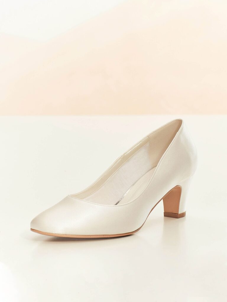 grace avalia bridal shoes 4 scaled